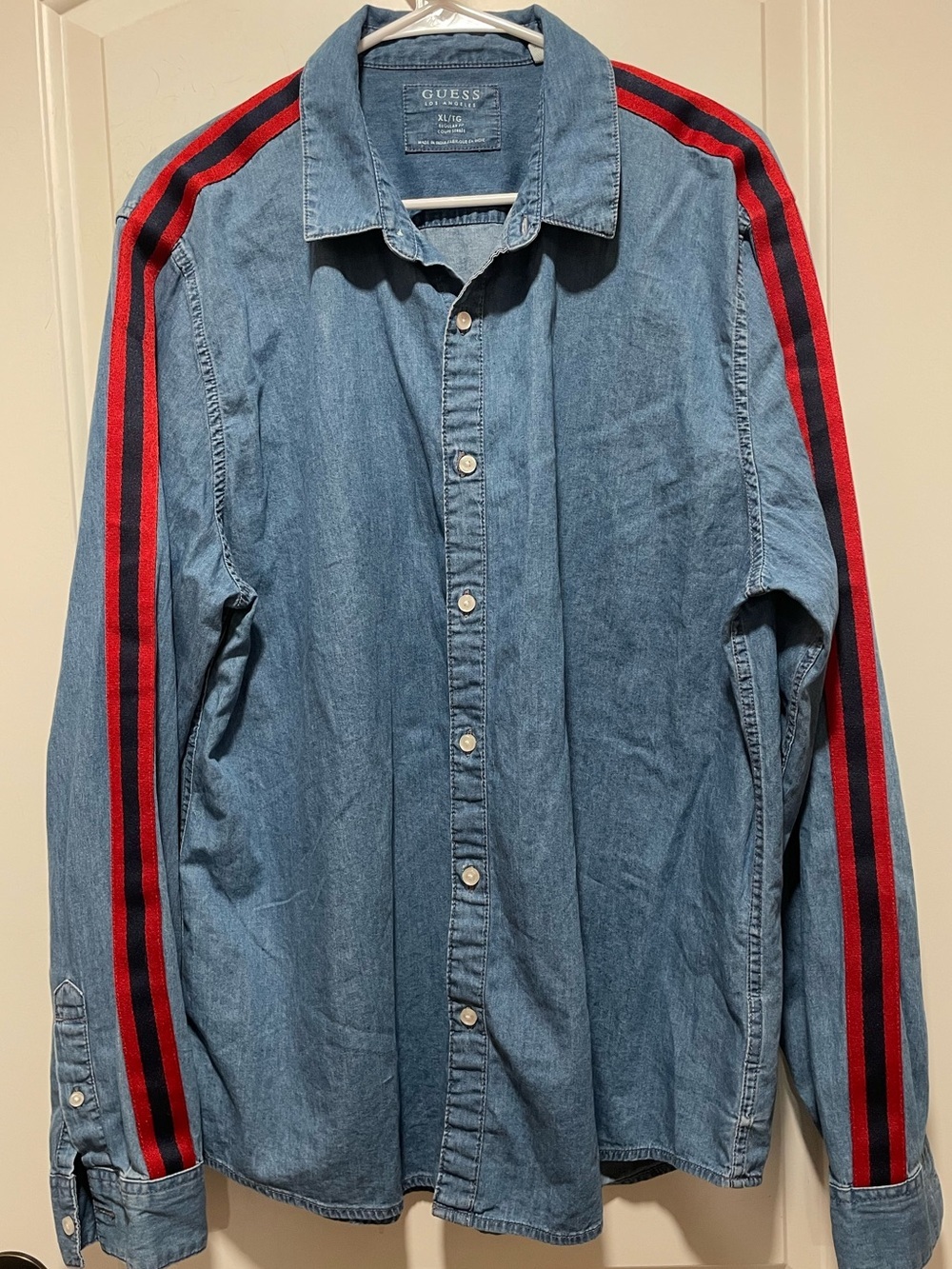Hot! Guess LA Streetwear Mens XL Blue Denim Button-Down Shirt Red Sleeve Stripes